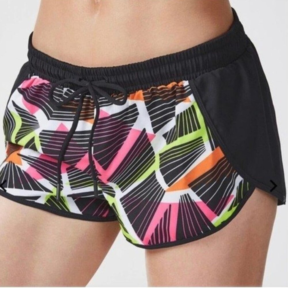 Fabletics Shorts Women Medium Carrie Running Black Multi Geometric Athleisure